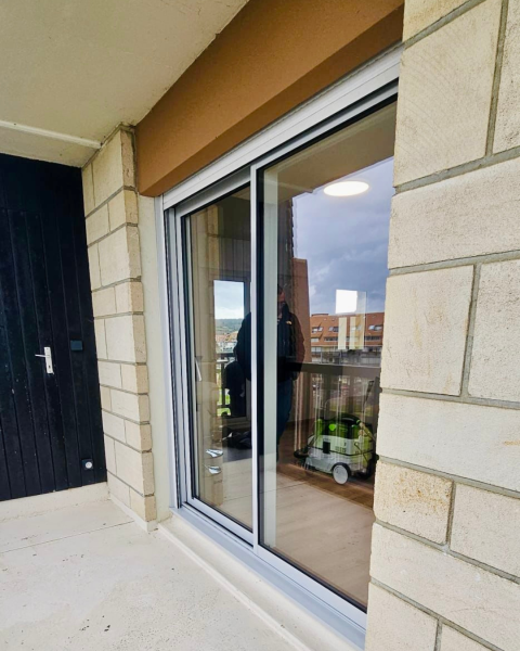 Installation de fenêtres PVC et aluminium Bochassy à Villers-sur-mer