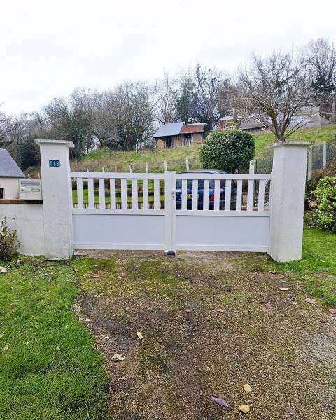 Portail aluminium Kostum à Cabourg 2 