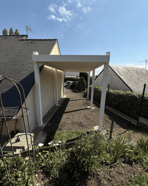 Carport grande hauteur à Touques pour camping-car 3 