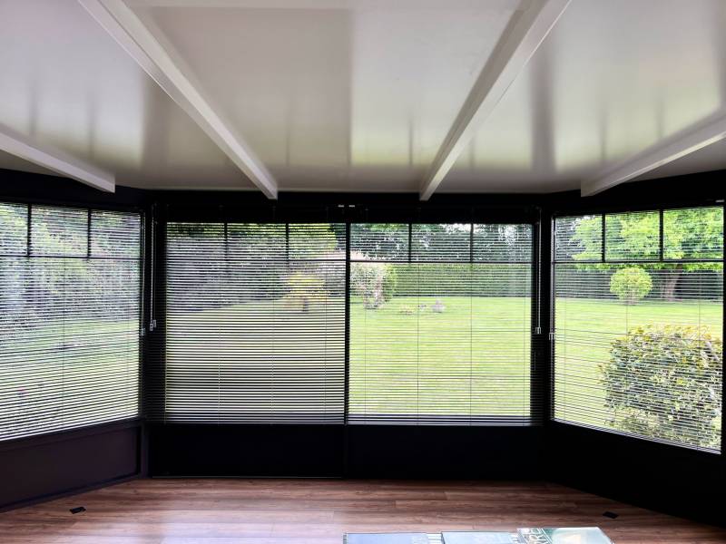 Store intérieur Bandalux - vue intérieure 